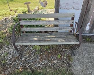 Rustic Wagon Wheel Garden Bench