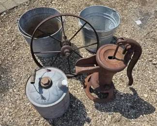 Cast Iron Hand Water Pump with Farmhouse Decor Collection