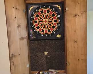 Arachnid Electronic Dartboard Cabinet with Darts
