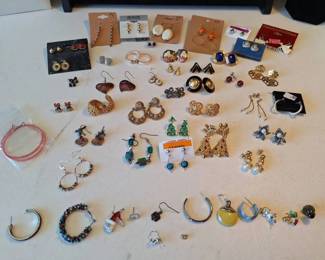 Fashion Pierced Earrings