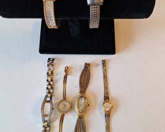 Womens Fashion Wristwatch Collection 6 Pieces