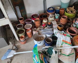 Flower pots