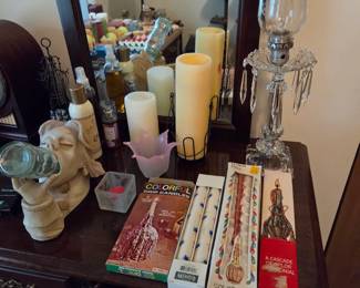 Vintage color drip candles