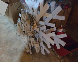 Wooden snowflakes