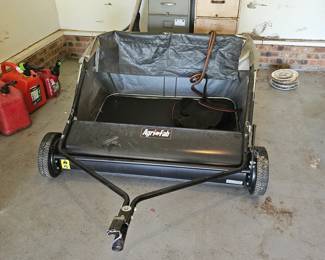 Agri-Fab Grass Catcher