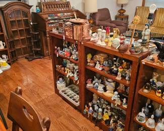 Figurines