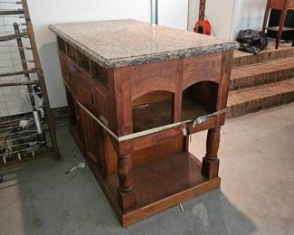 Bar/Island with Granite Top