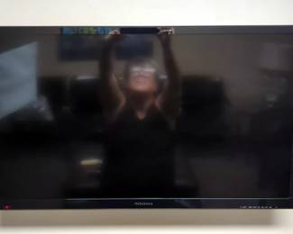 nsignia 32" LED/DVD Combo TV, Model NS-32DD220NA16, Includes Remote Control, Fire TV Stick 4K, Mounting Hardware And Instructions