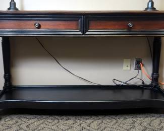 Hooker Furniture Console Table With Two Drawers And Lower Shelf