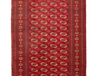 1372 A Bokhara rug Mid-20th century Wool on cotton foundation 8' L x 5' 2" W Estimate: $200 - $300