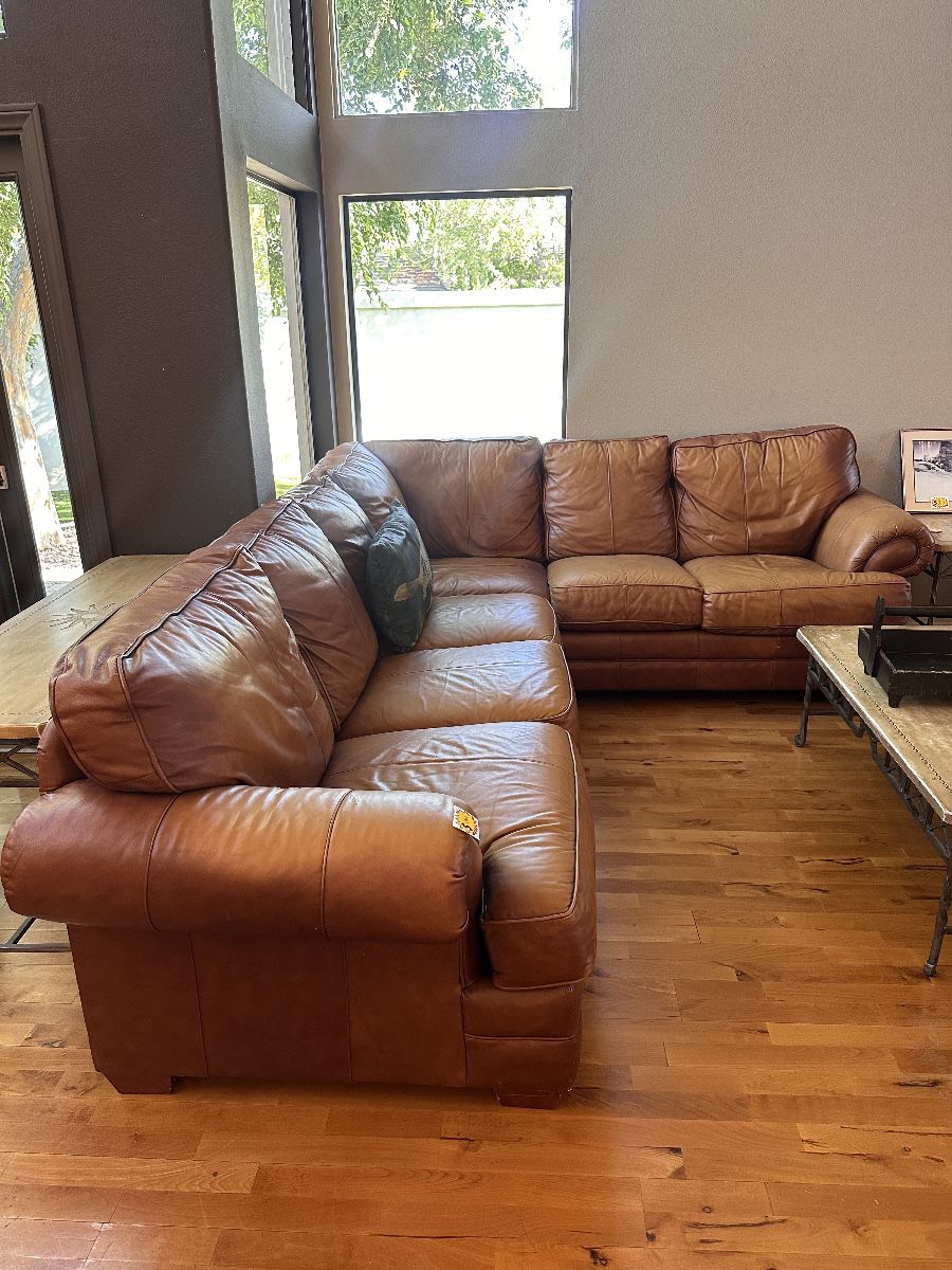 Bassett Leather Sectional