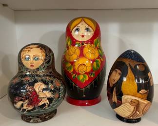 Matryoshka Nesting Dolls