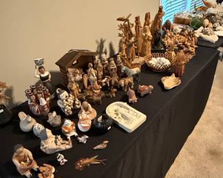 Vintage Nativity Scene Figurines and Decorative Objects