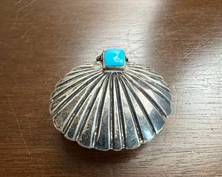 Vintage Sterling Silver Scallop Shell Snuff Box with Turquoise Cabochon