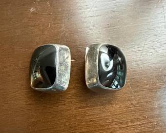 Vintage Taxco Sterling Silver and Onyx Earrings