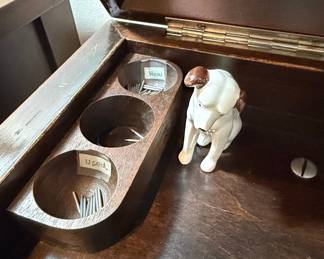 Victrola VV-XI "His Master's Voice" Phonograph