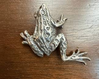 Sterling Silver Frog Brooch/Pendant