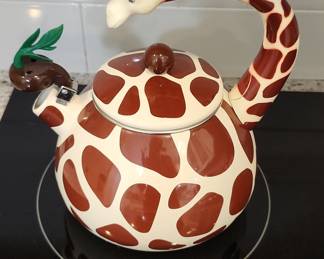 Giraffe Teapot