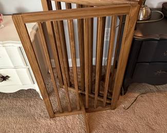 Smart FENDEE Bamboo Freestanding Pet Gate