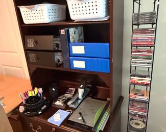 Traditional Mahogany Secretary Desk with Hutch