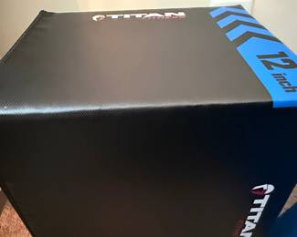 Titan Fitness 3-in-1 Soft Plyometric Box (12, 16, 20 inch)