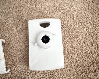 Adjustable Plastic Mounting Bracket
