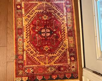 Vintage Hand-Knotted Wool Rug with Geometric Medallion Design