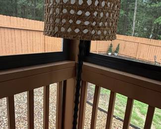 JONATHAN Y Isla Mid-Century Bohemian Rattan Shade Floor Lamp