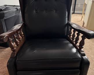 Vintage Tufted Wingback Recliner with Spindle Arms