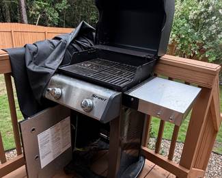 Weber Spirit E-210 Gas Grill