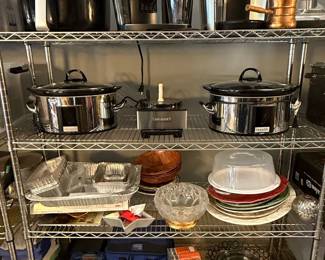 Estate Kitchen Appliance Assortment
