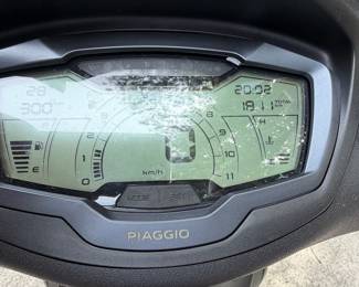 Piaggio Vespa Beverly 400 HPE 2021 Gauge / Speedometer KMH
