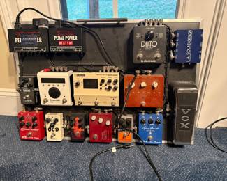 Custom Guitar Pedalboard with BOSS DB-500, Eventide H9 MAX, Catalinbread Sabbra Cadabra, and Voodoo Lab Pedal Power 2 Plus