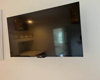 ROKU TV