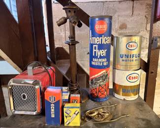 Vintage tins & packaging