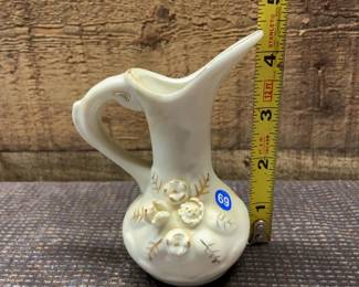 Mini pitcher