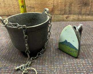 Cast iron kettleiron