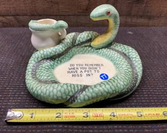 Snake with pot