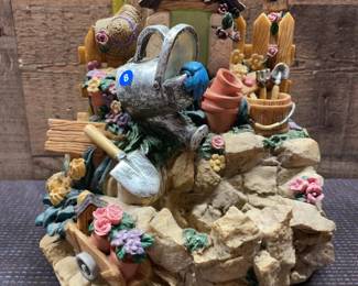 Heritage mint water fountain