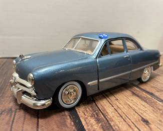 124 1949 Ford