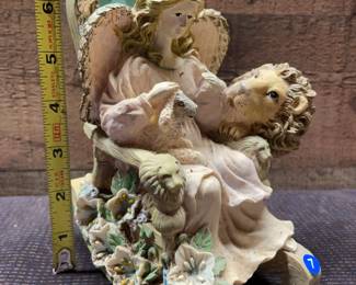 Angel rocking chair music box