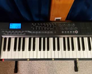 MAudio Axiom 49 MIDI Keyboard Controller with Stand