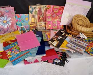 Mystery Lot Gift Bag Bundle Assorted Sizes Themes Baskets Woven Trivets