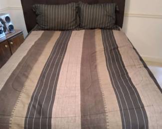 FullSize Bed Set Beautyrest Vanderbilt Collection Mattress Velvet Brown Headboard