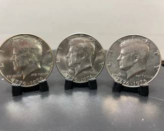 3 1976 bicentennial half dollar