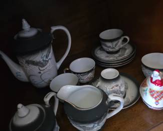 Dragonware tea set