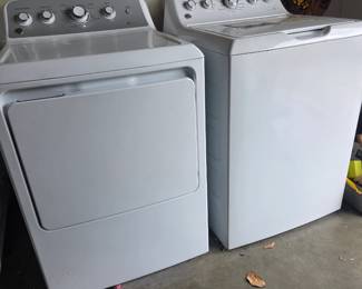 GE washer and gas dryer