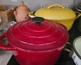 La Cruet cookware