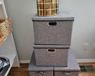 large storage cubes