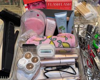 Assorted Toiletries